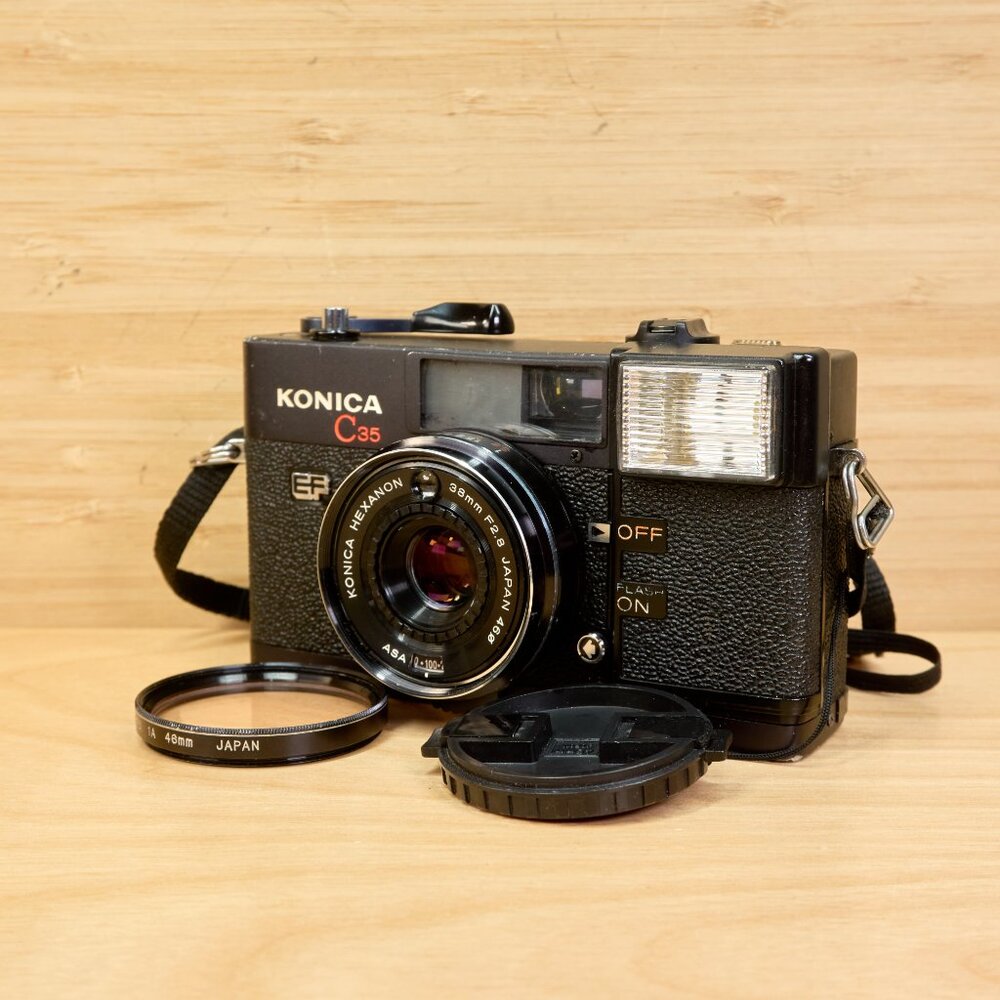 Vintage Konica C35 / 35mm Rangefinder Film Camera / Hexanon 38mm f/2.8 / Japan